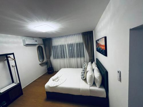 Phuket gateway inn