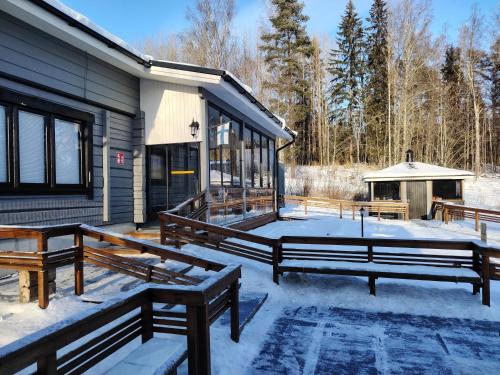 Loft by the lake asunto omakotitalon alakerrassa in Ylöjärvi