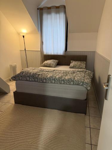 T3 duplex Cosy Centre-ville Longjumeau Proche RER TGV Orly in Chilly-Mazarin