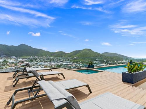 Вид, The Hills Residence at Simpson Bay in Cay Bay