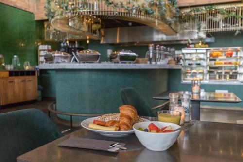 Ételek és italok, Leonardo Hotel Vinkeveen Amsterdam in De Ronde Venen