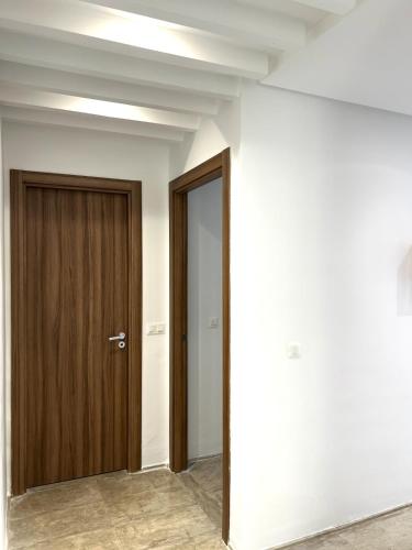 Comfortable and Fresh Apartment in Ariana