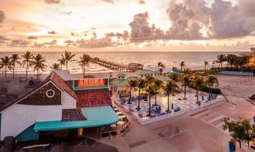 Prestige on Las Olas Heated Pool in Fort Lauderdale, USA