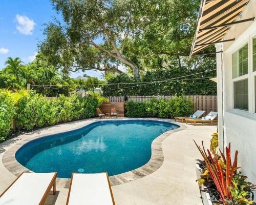 Prestige on Las Olas Heated Pool in Fort Lauderdale, USA