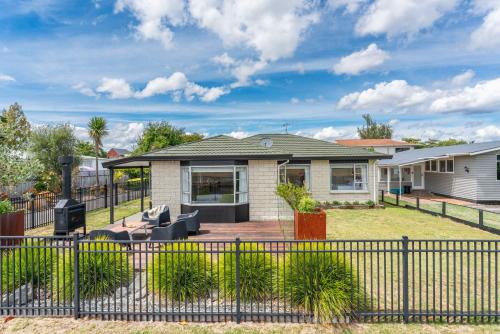 Park at Lake Central - Taupo - image 4