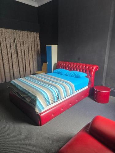 room detail thumbnail 0