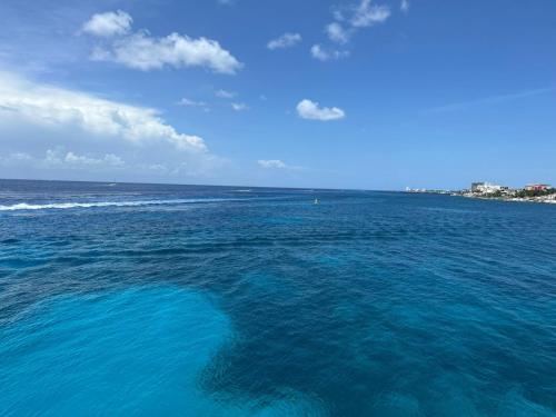 Hermoso Departamento en Cozumel, con vista al mar caribe C9 in Cozumel, Mexico