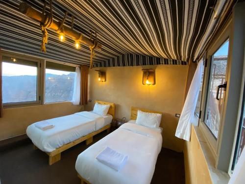 Dana Trail Nomad Camp – khách sạn tại Al Ayes