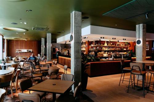 مطعم, Nightcap at Pritchards Hotel in ليفر بول