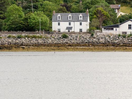 Exterior view of Seafield House