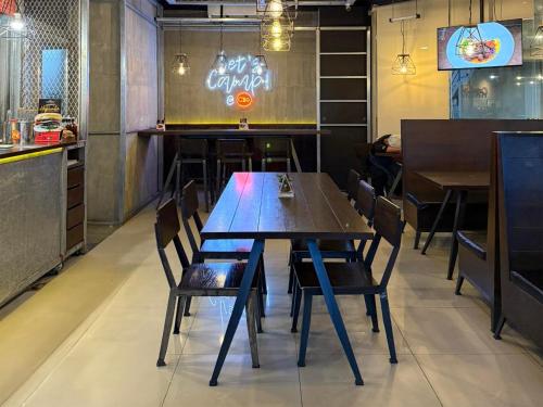 مطعم, Red Planet Davao in مدينة دافاو