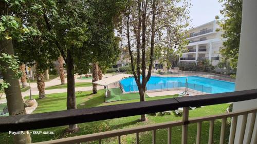 Royal Park 13&5 swimming Pool - by G&P suites – khách sạn tại Eo biển Marina