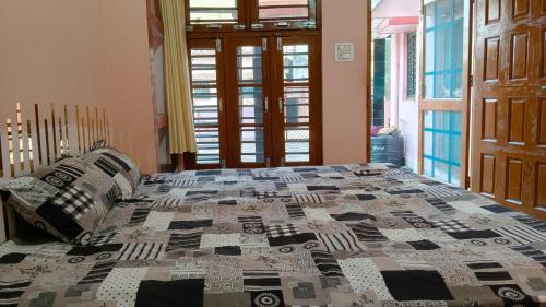 Arav Homestay
