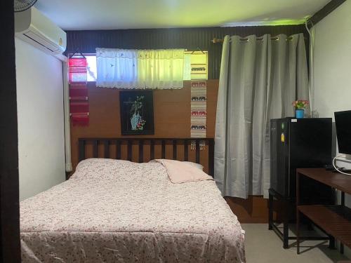 Arku’s House Room Type - Deluxe King Room