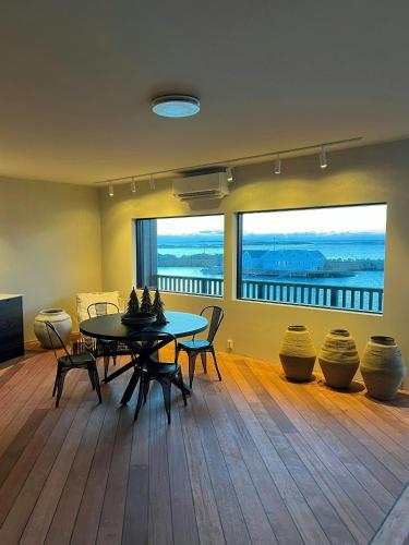 Viesnīcas āriene, Top-Floor Flat By The Harbour In Åkrehamn (Top-Floor Flat By The Harbour In Akrehamn) in Åkrehamn