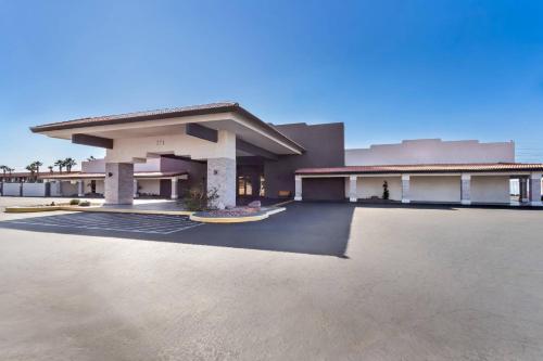 外部景觀, 哈瓦蘇湖城凱藝套房酒店 (Quality Inn & Suites Lake Havasu City) in 哈瓦蘇湖市 (AZ)