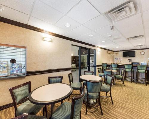 Quality Inn Ingleside - Corpus Christi - image 11