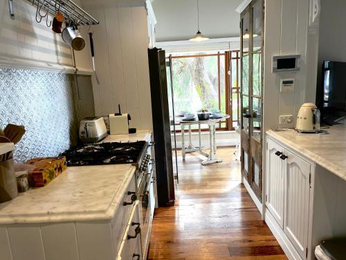 The Haven Cottage Point Sydney in Ku-Ring-Gai