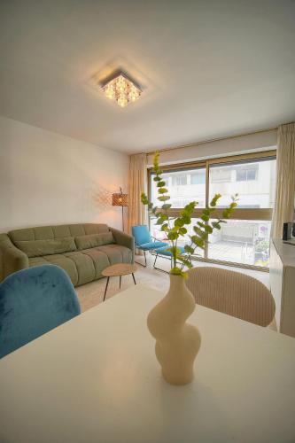 FRGK Massenet 'Blue Riviera' Studio Modern Comfort 1 min from Promenade des Anglais