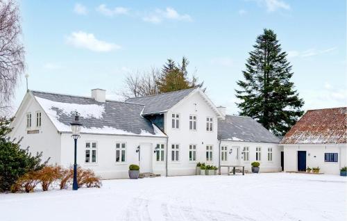 A szálláshely kívülről, 3 Bedroom Amazing Home In Herning in Brande