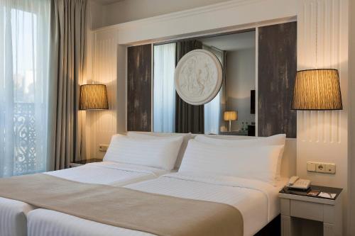 Hotel Paris Opera Affiliated by Meliá - image 8