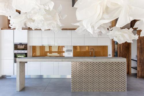 keittiö, Artkazal in Morahalom