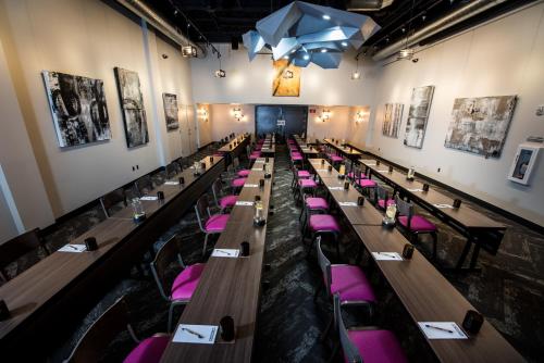 Salas de reuniones, Found Re Phoenix in Phoenix (AZ)