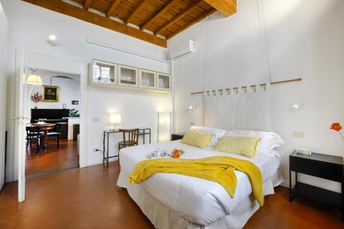 Bombarde - Flo Apartments - image 9