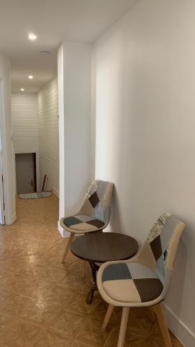 Elegant and cozy city center B&B - Cocherel