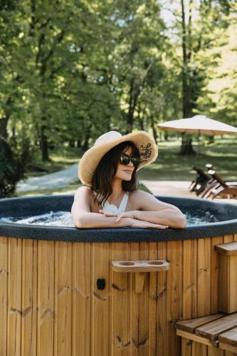 Hotel Debowy Biowellness & SPA Gory Sowie in Bielawa