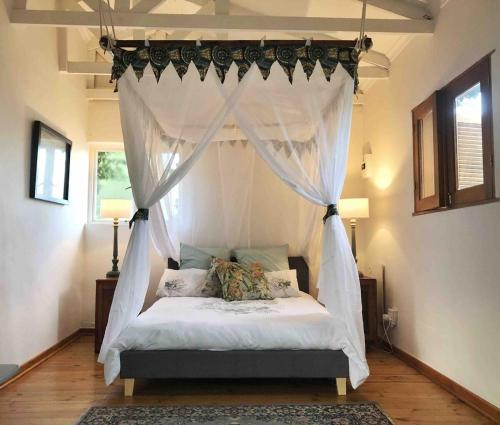 Solar Powered Treetop Loft at The Orchard on 2nd in Melville, Johannesburg — other in 73 2nd Avenue, Johannesburg South Africa, 2109