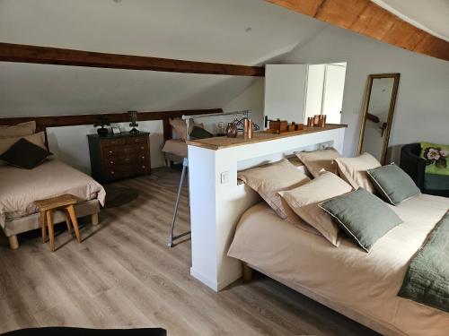 Les chambres de Luciole in Ауй