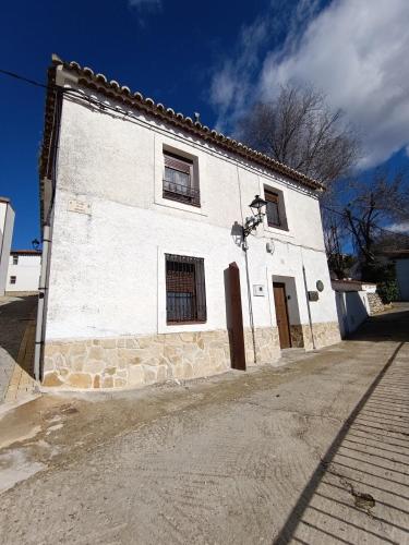 Ieeja, Casa del Maestro in Olmeda de las Fuentes