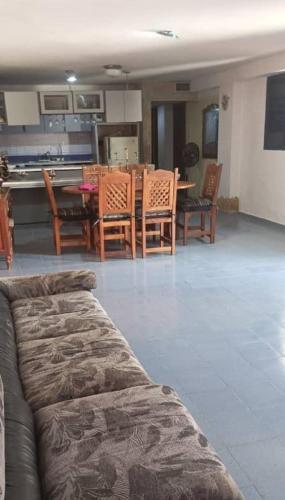 Apartamento en la playa Tucacas in Tucacas