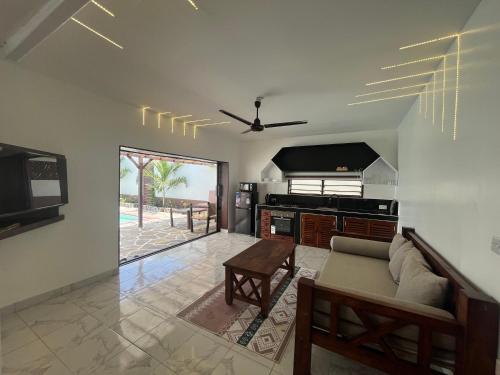 Dotări, Casa Yangu in Watamu