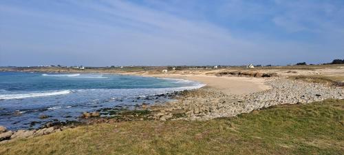Custren Esquibien - image 13