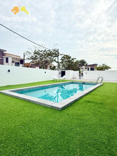 Surrounding environment, The Kumo Party House By Nestcove in Bemban