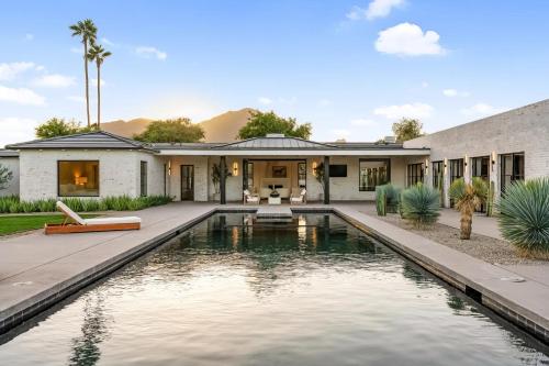 Paradise Valley - Pool, Hot Tub & Outdoor Fireplace in Paradise Valley