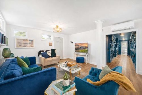 Modern Apt Near Churchill Downs & Expo Center – khách sạn tại Fairgrounds