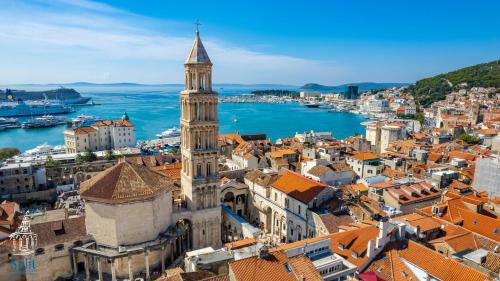 Old Town Split Apartment VJERA – khách sạn tại Poljud