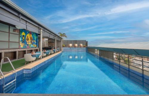 Radisson Hyderabad Hitec City in היידראבאד