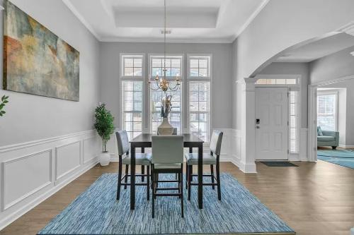 South Fulton Home Sleeps 10, Quiet Neighborhood in South Fulton