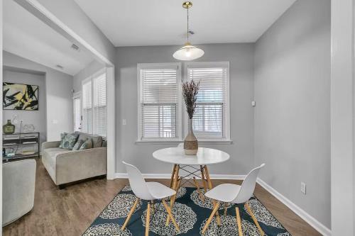 South Fulton Home Sleeps 10, Quiet Neighborhood in South Fulton