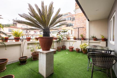 room detail thumbnail 1