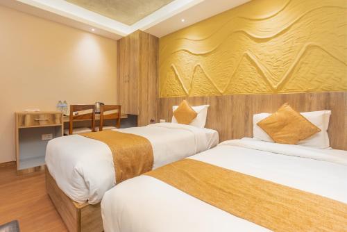 Deluxe Twin Room Type A
