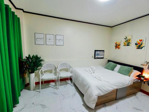 View, G & B Transient House in San Jose (Mindoro Occidental)