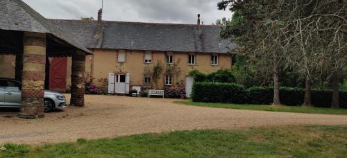 Les Petites Écuries gîte à louer Noyant-la-Gravoyère
