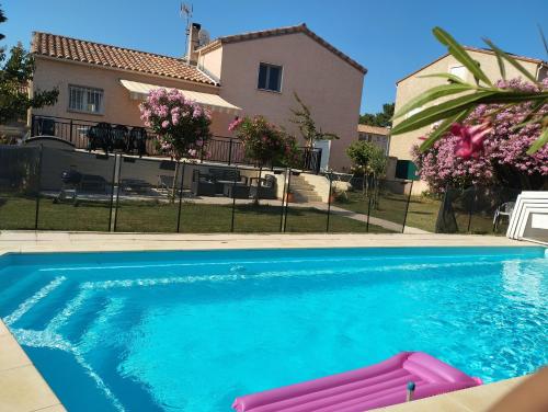 Villa avec plage à pied et grande piscine - Location, gîte - Sainte-Marie-la-Mer
