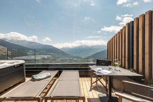 Studio with Spa Bath