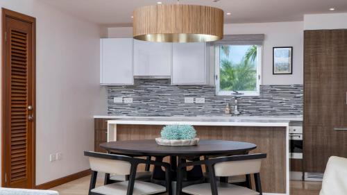 Cơ sở vật chất, Ruby - 2-bed condo with pool in Grand Anse